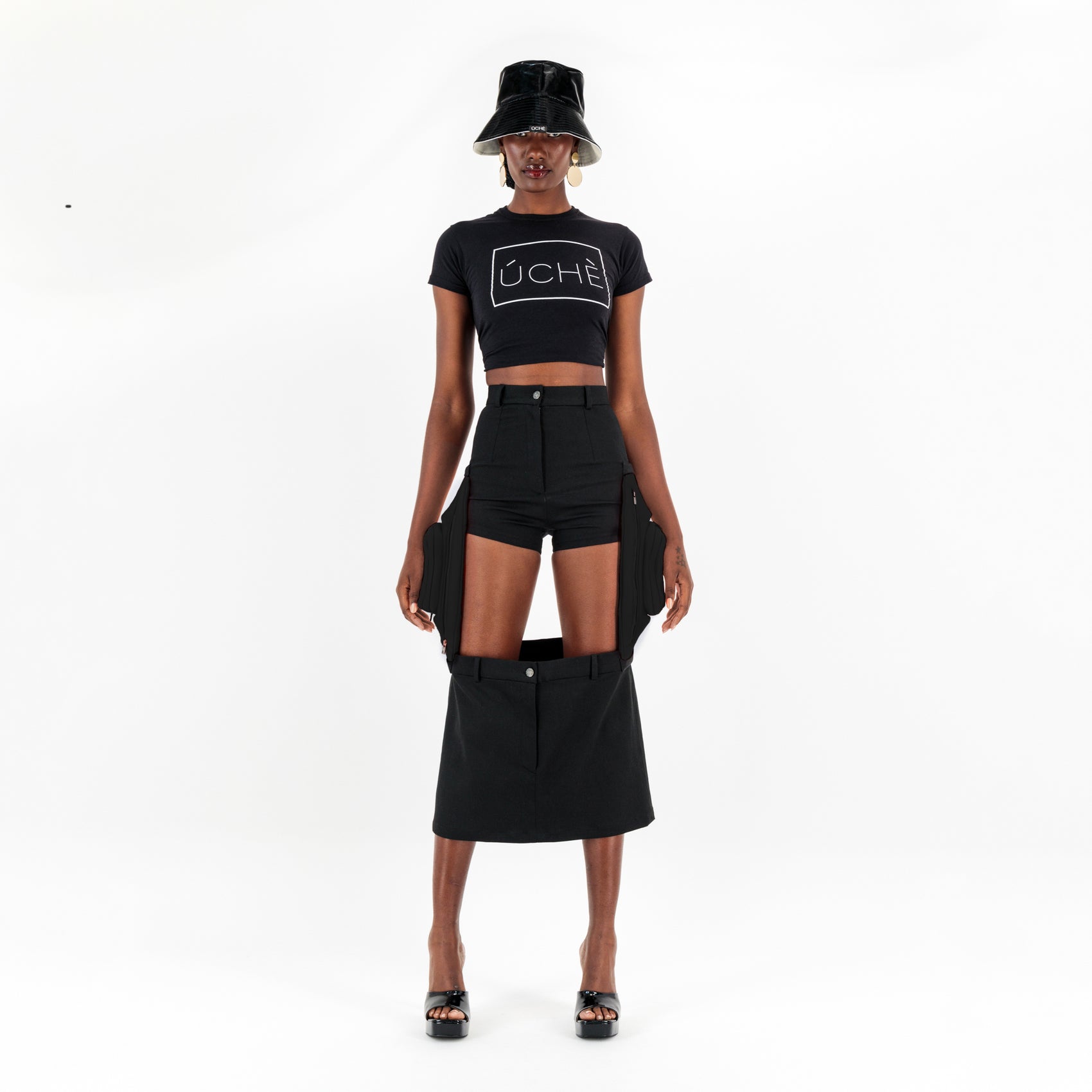 Bumbagstic Shorts in Black