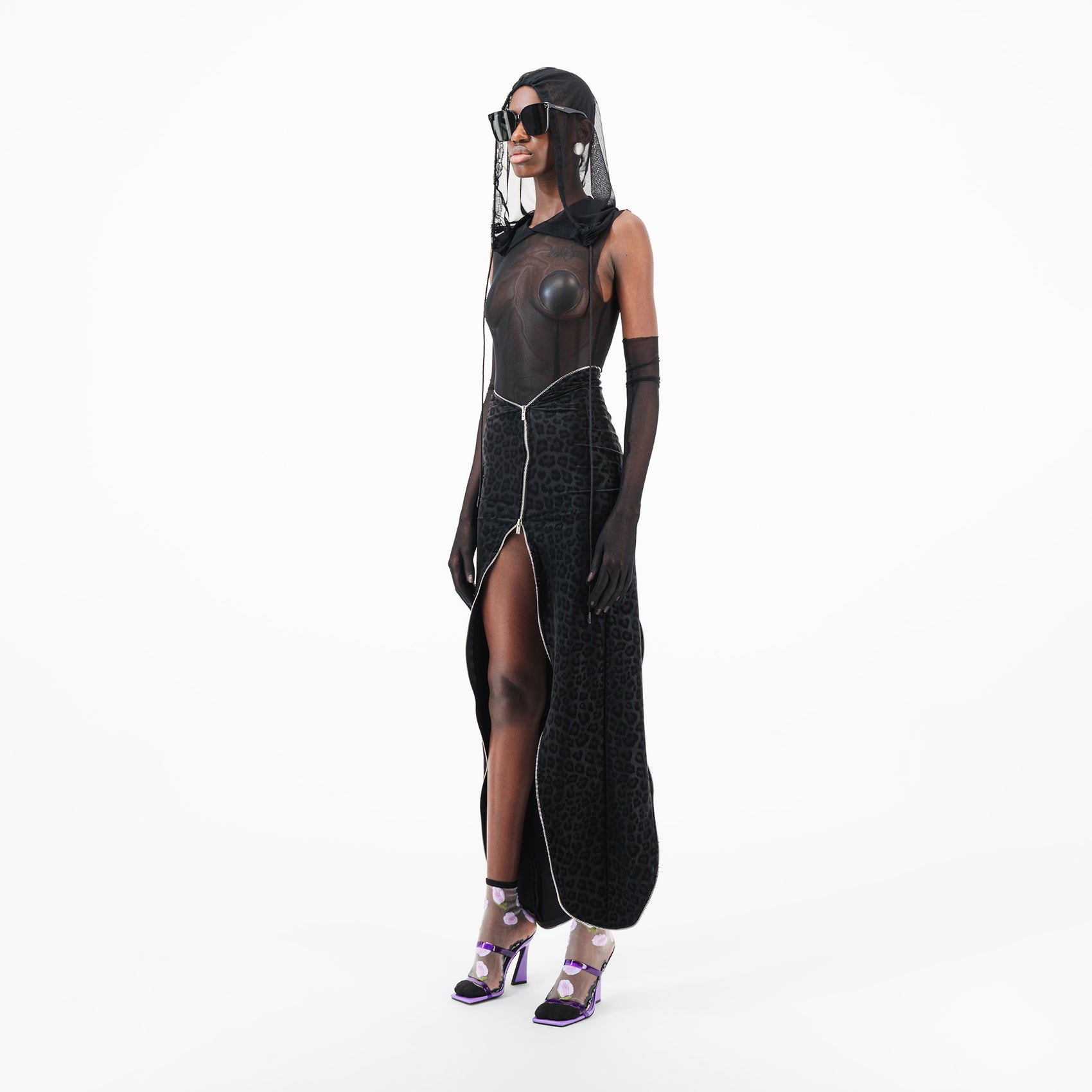 Hoodie Bodysuit & Gloves
