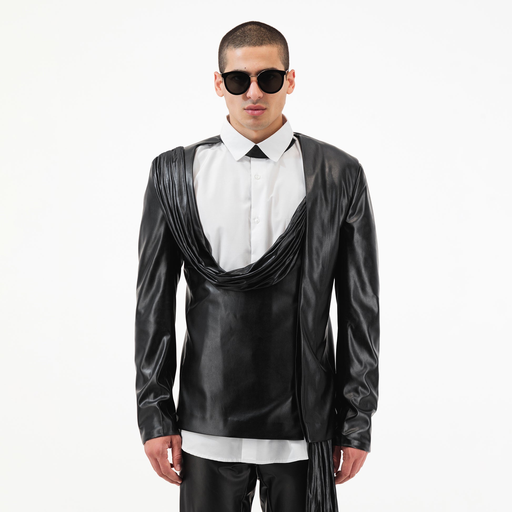 Buy Designer Black Jackets for Men and Women Online | ÚCHÈ