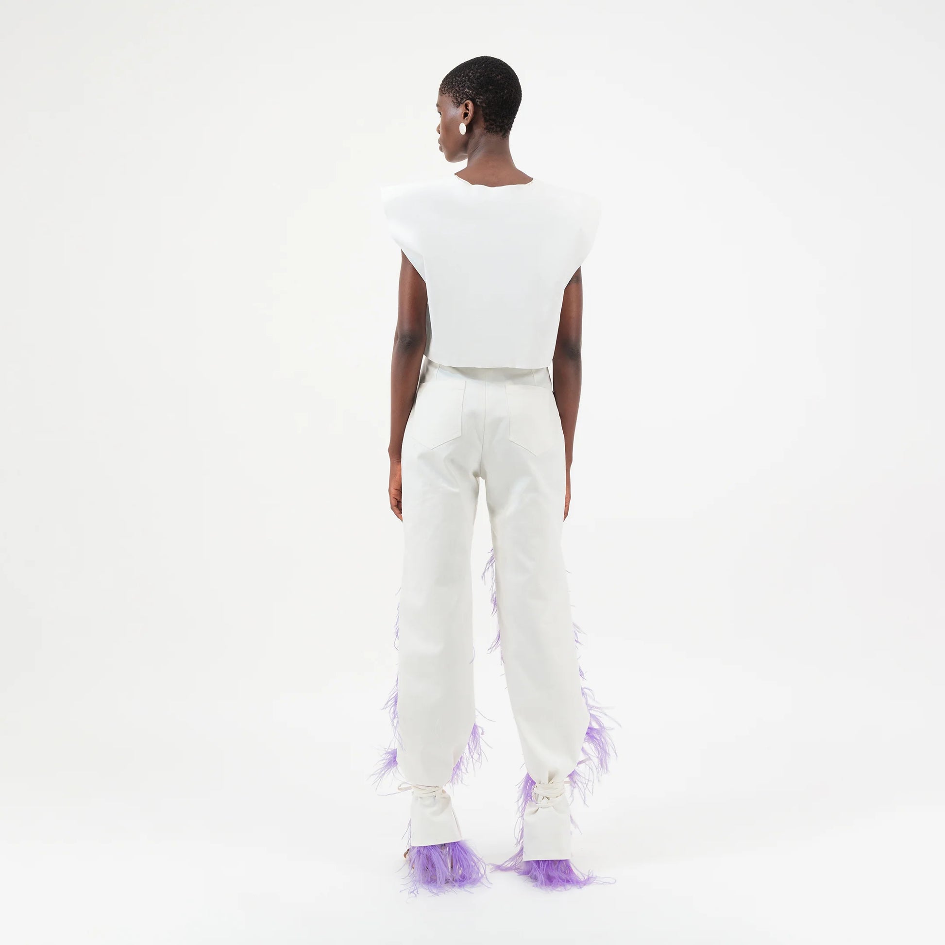 Feather tie- ankle pants In White